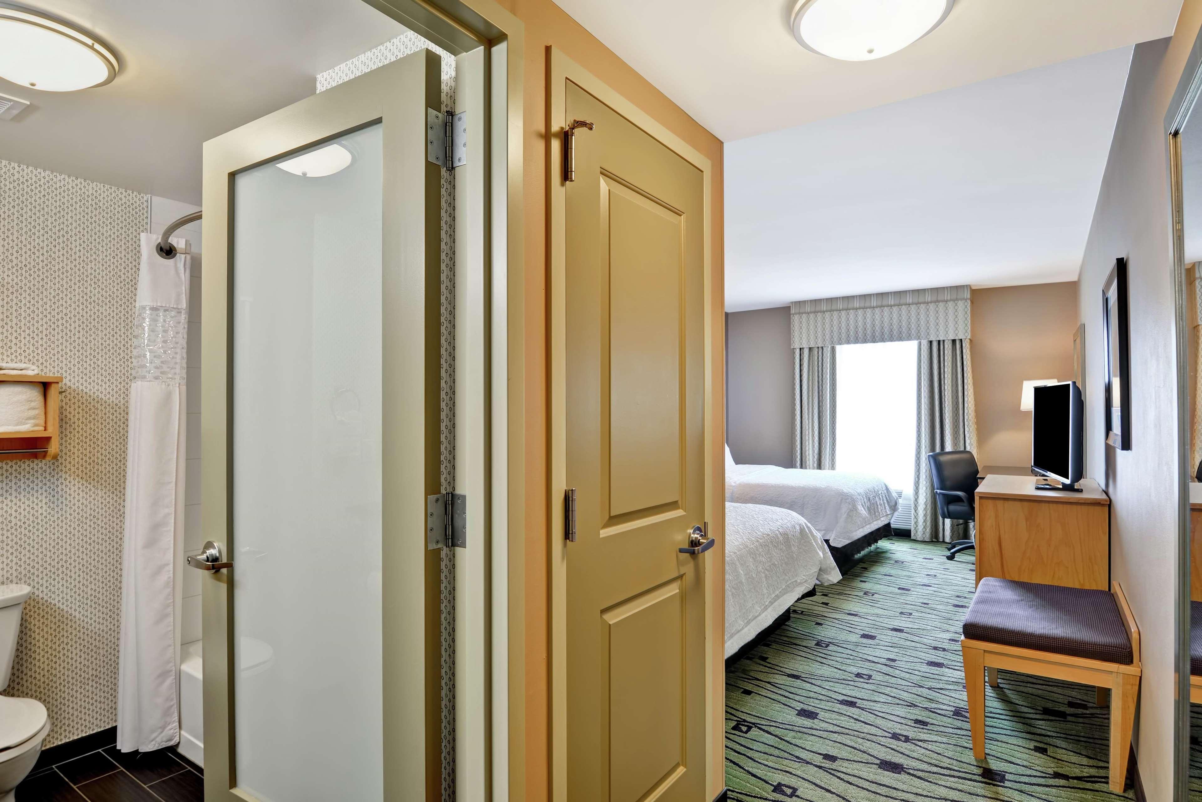 Hampton Inn & Suites Crabtree Raleigh Bagian luar foto
