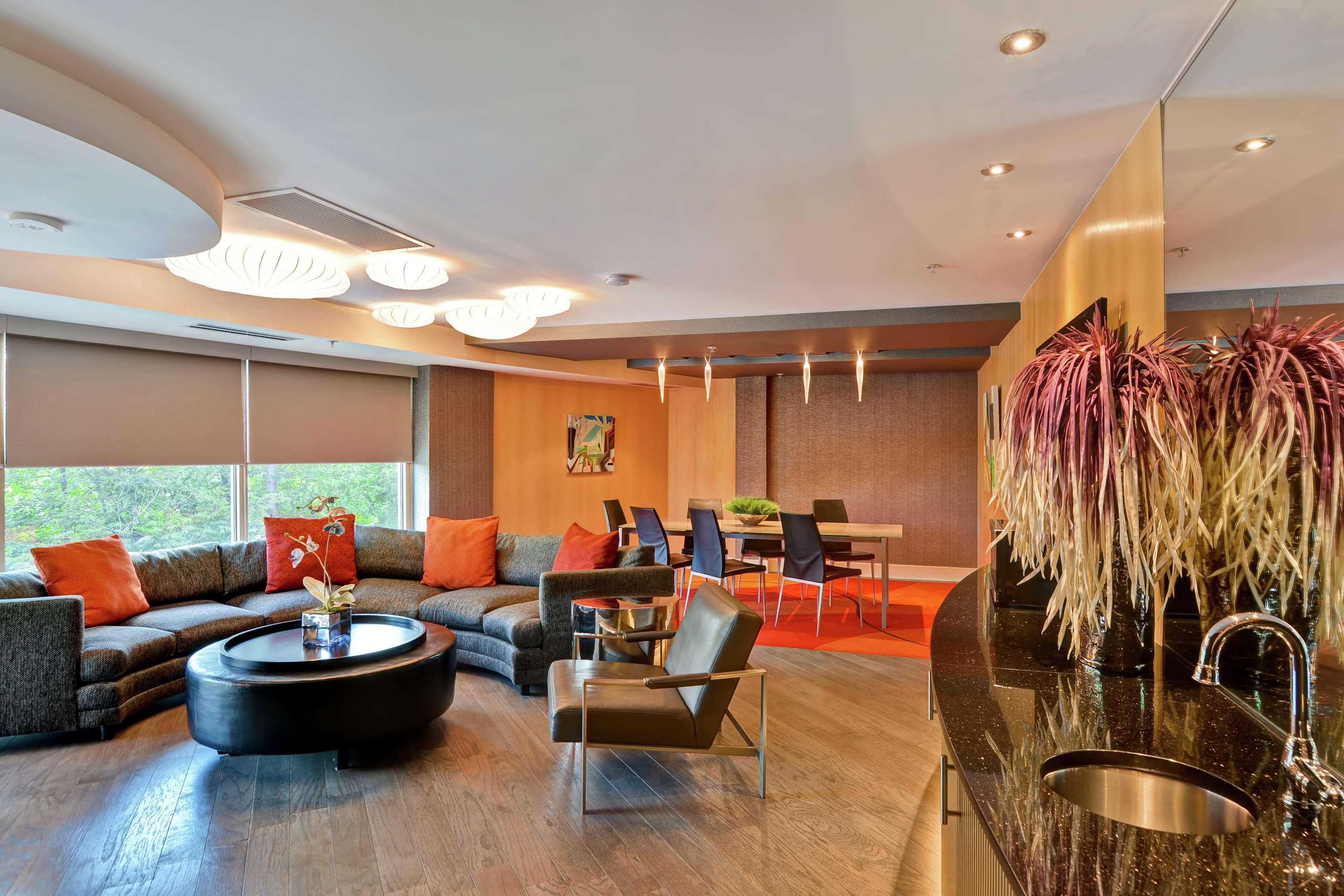 Hampton Inn & Suites Crabtree Raleigh Bagian luar foto