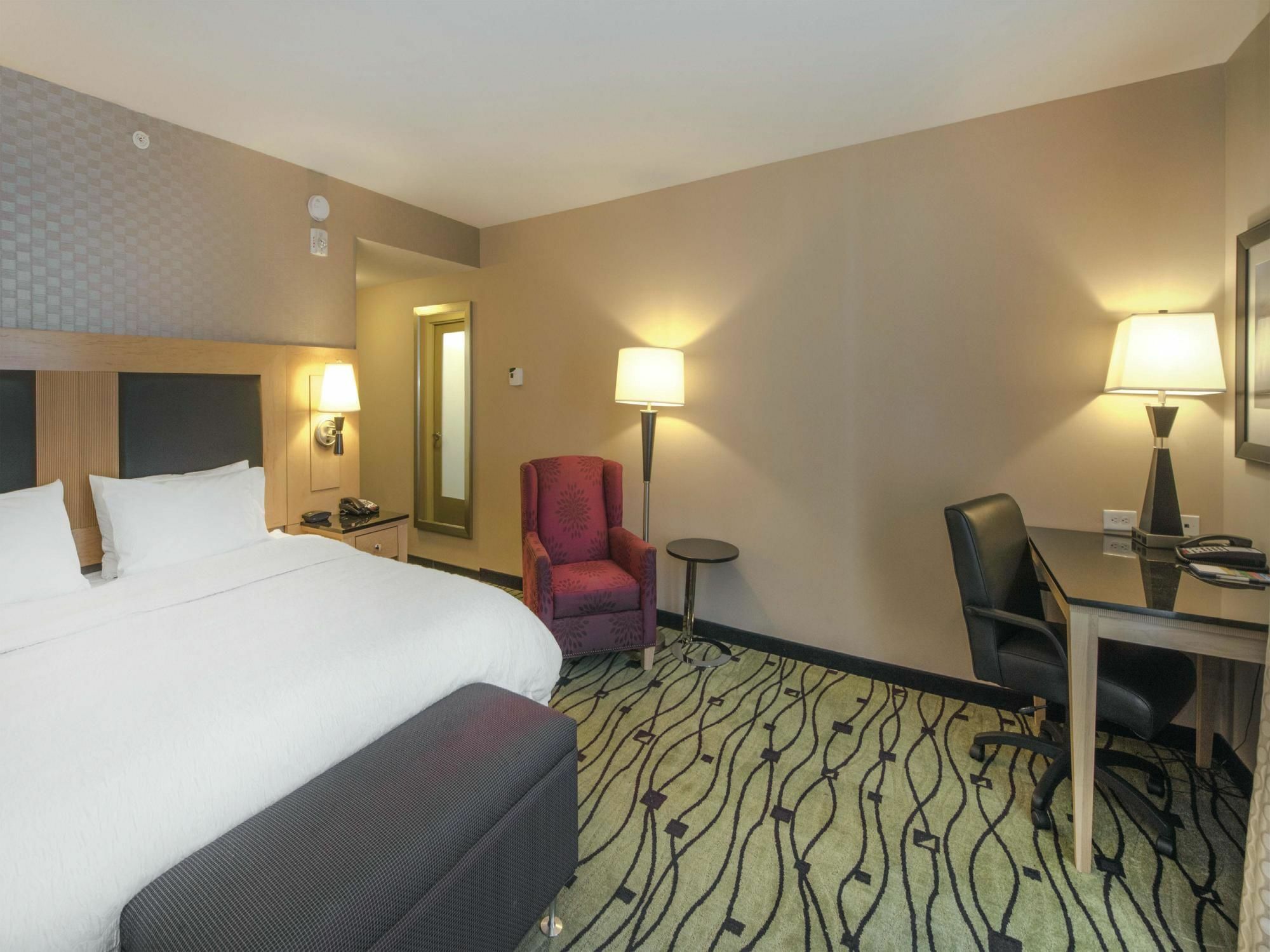 Hampton Inn & Suites Crabtree Raleigh Bagian luar foto