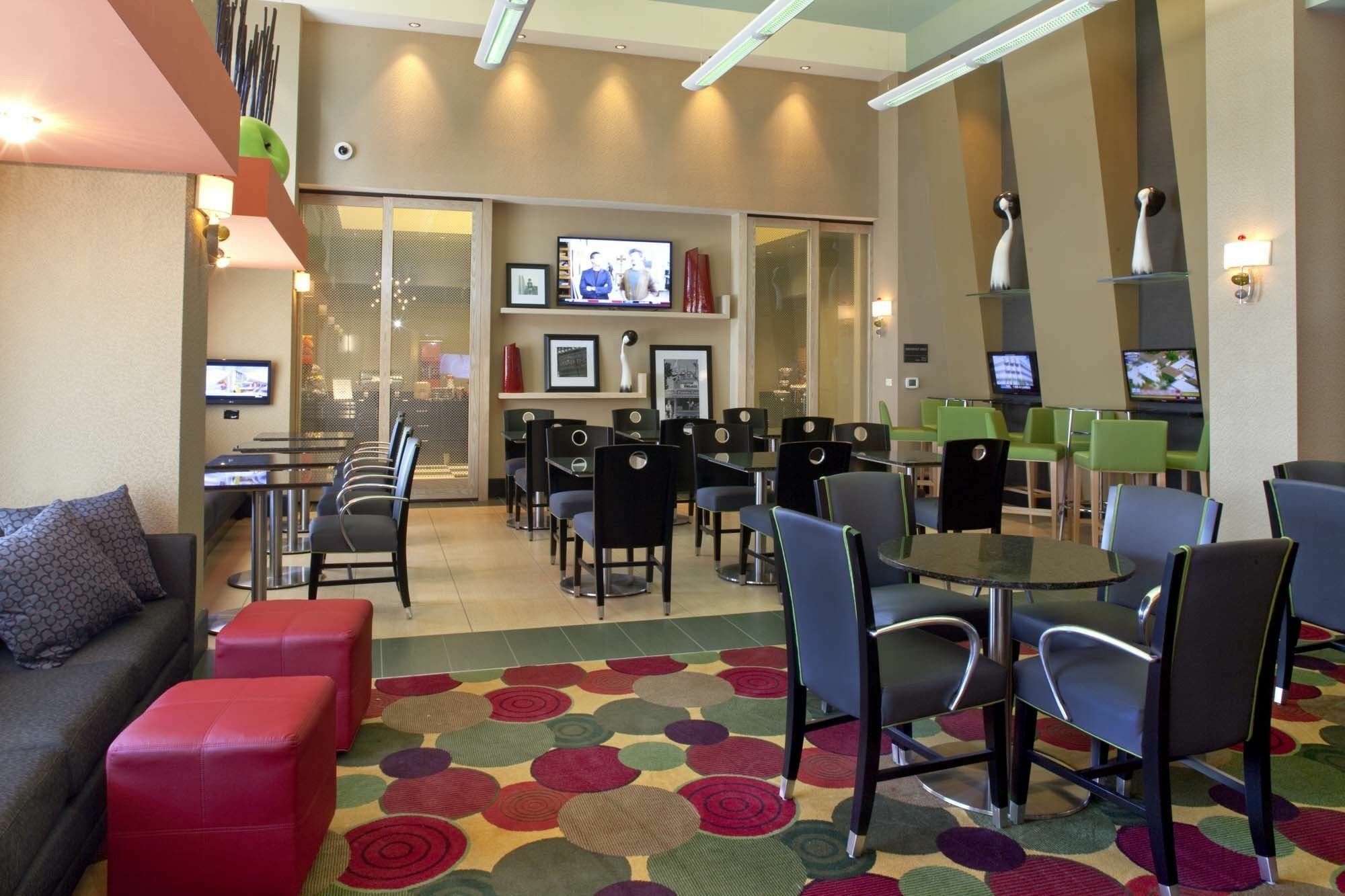 Hampton Inn & Suites Crabtree Raleigh Bagian luar foto